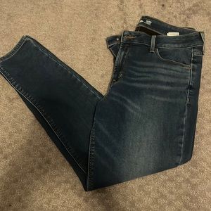 Old navy rockstar skinny Jean Brand new size 12